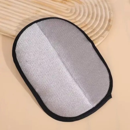 Brosse anti-poils efficace pour canapé et textiles - Gant de toilettage expert